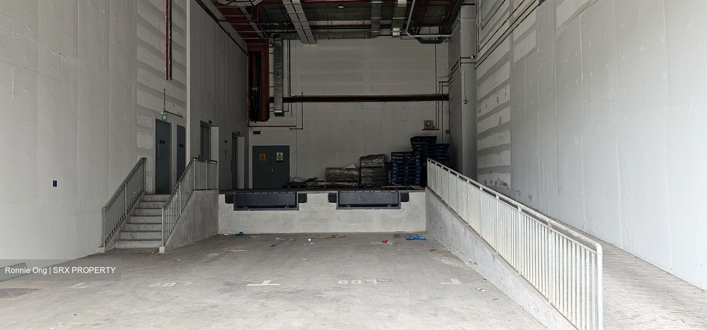 Jalan Papan (D22), Factory #636351721